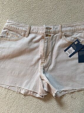 Universal Thread Light Pink High Rise Frayed Hem Denim Shorts